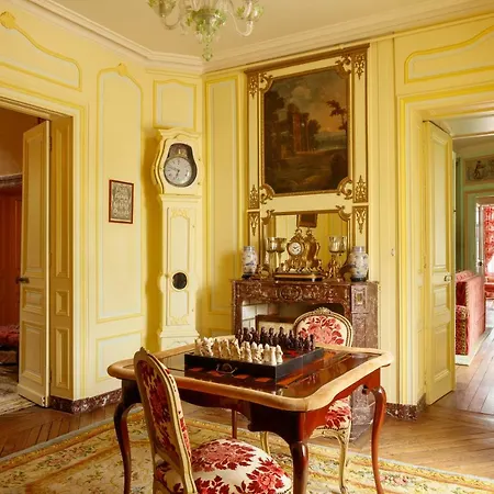 Chateau De Servigny